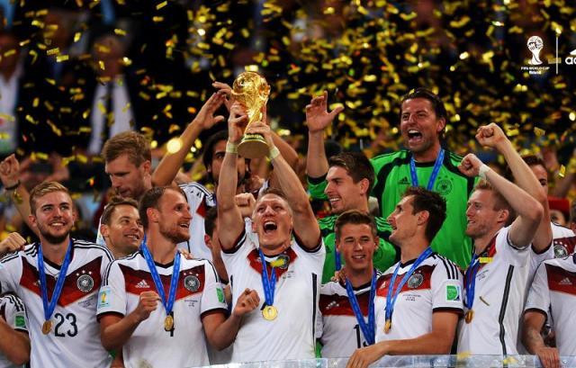 本泽马临战伤退 这真是一场世界悲? 3 本泽马临战伤退 这真是一场世界悲?