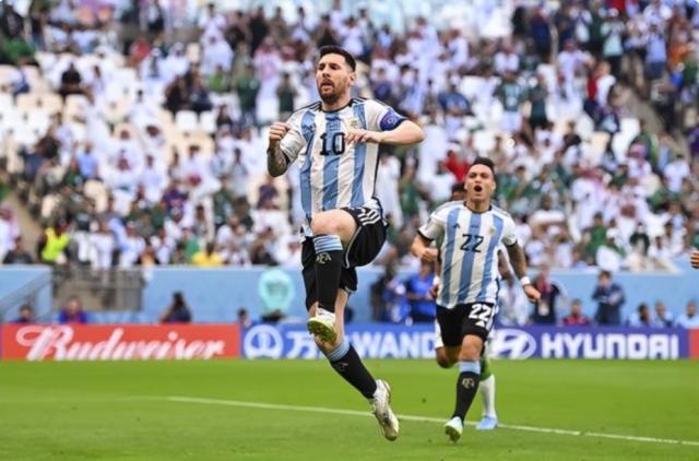 【观点】大冷门的背后傲慢的阿根廷人和懦弱的梅西 2 【观点】大冷门的背后傲慢的阿根廷人和懦弱的梅西